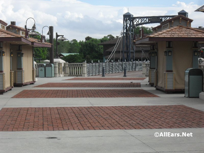 Walkway from Marketplace to The Landing