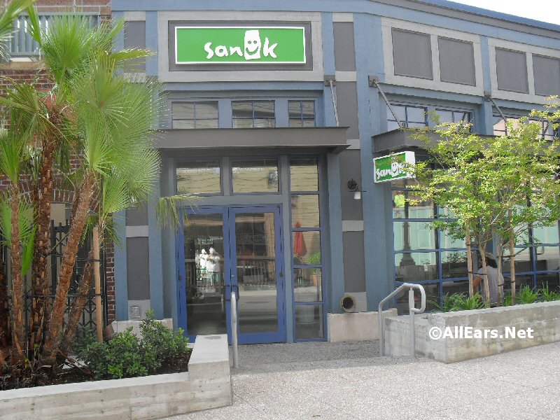 Sanuk