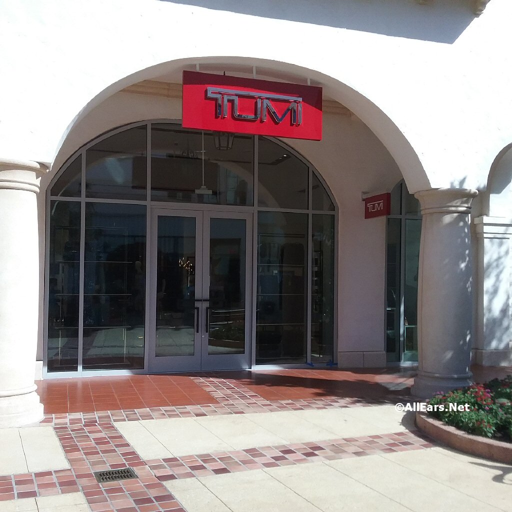 TUMI